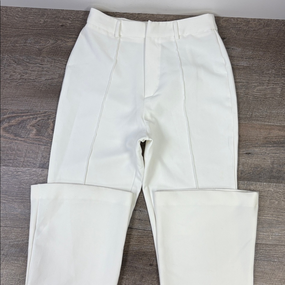 boa. High-Waisted Wide-Leg Pants – White Size:Medium
